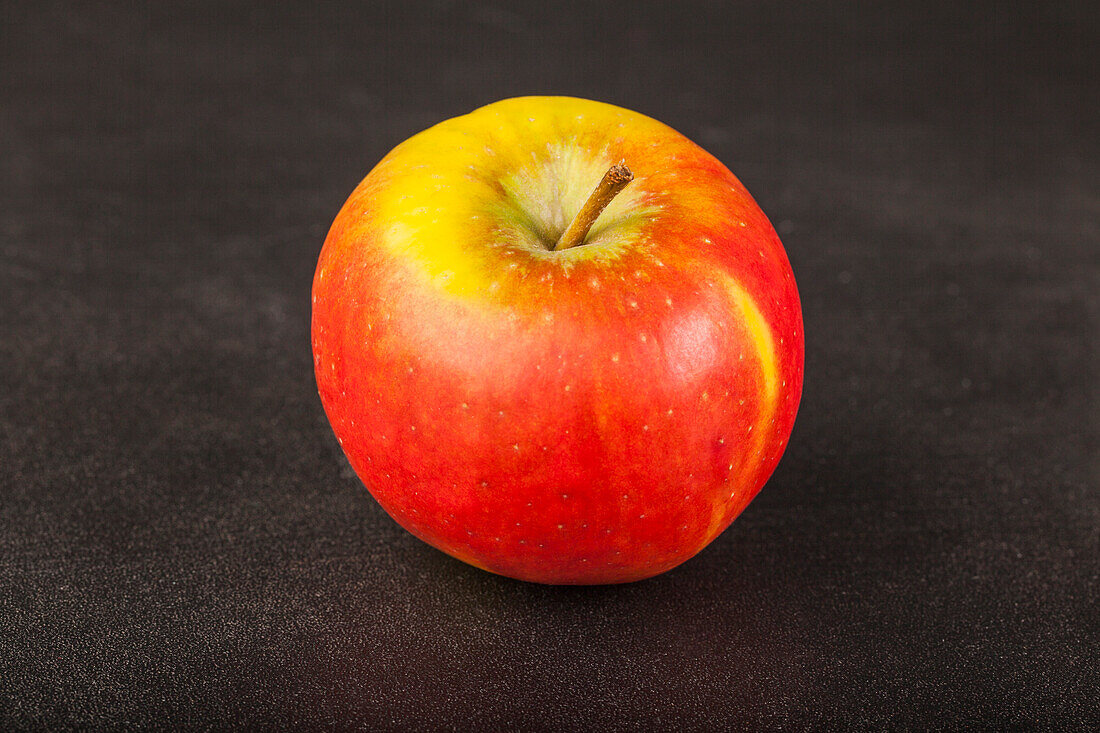 Apfel 'Topaz'