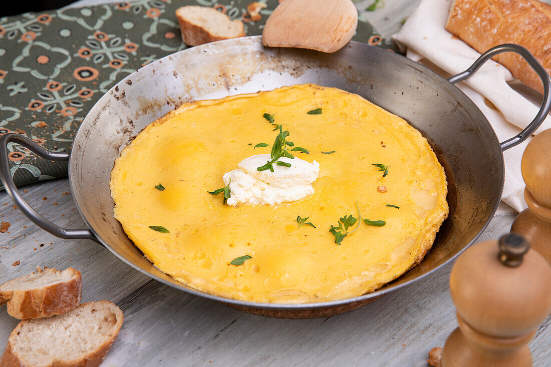 Goat's cheese omelette with savoury herbs