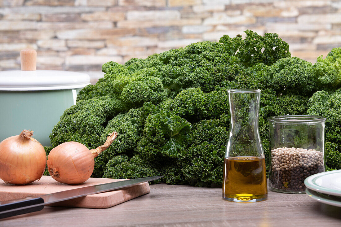 Kale with ingredients