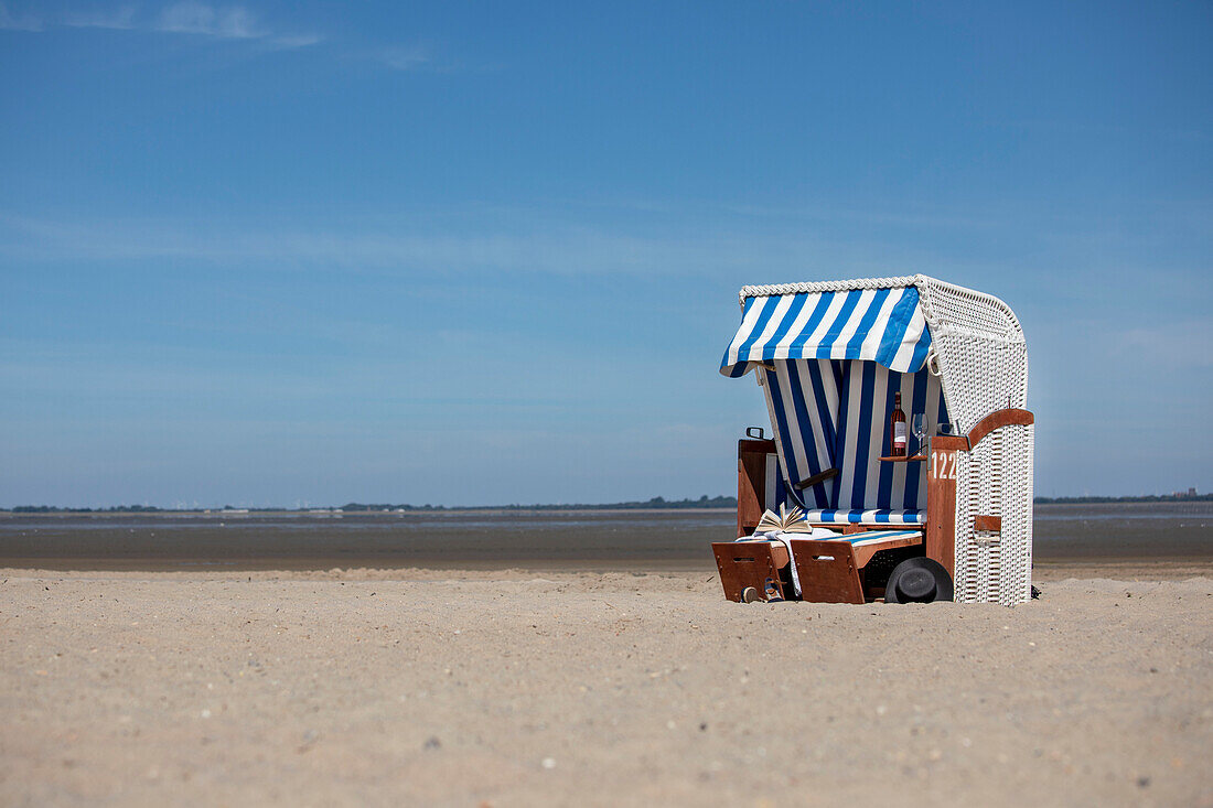 Beach basket