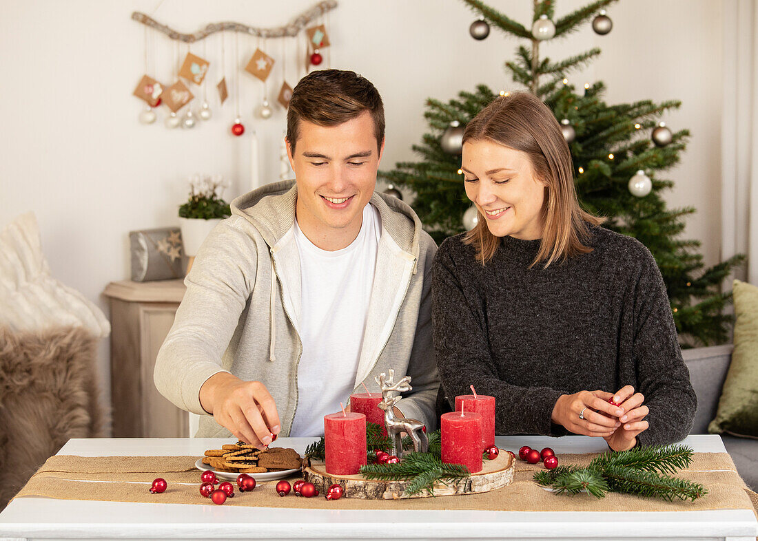 Advent wreath - Decorating