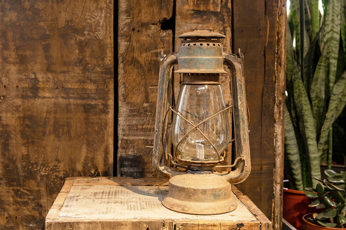 Decorative lantern