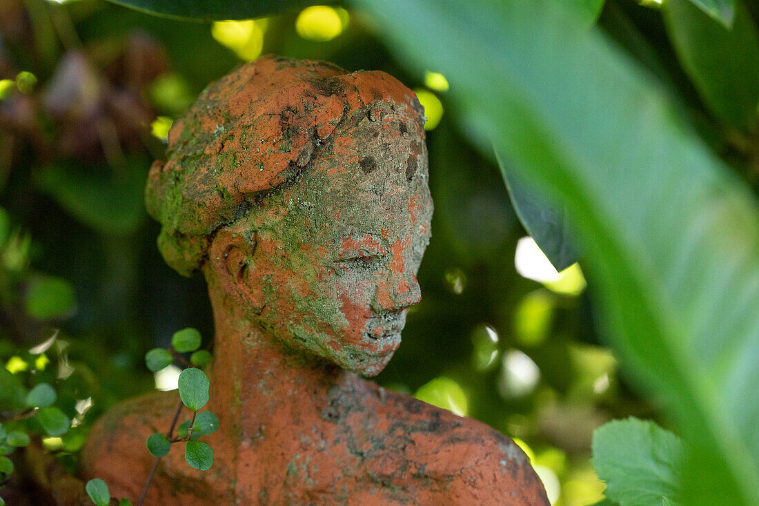 Garden decoration clay figure
