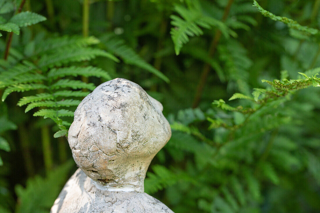 Garden decoration clay figure