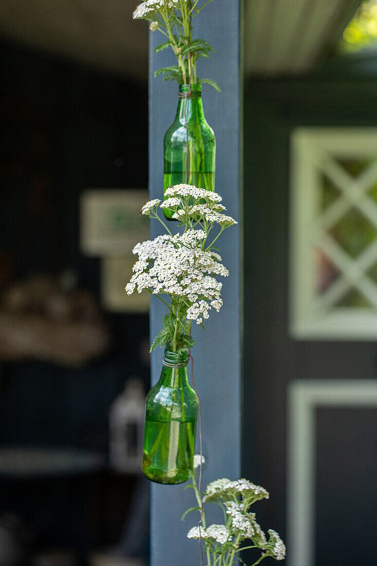 Gartendekoration - hängende Vasen