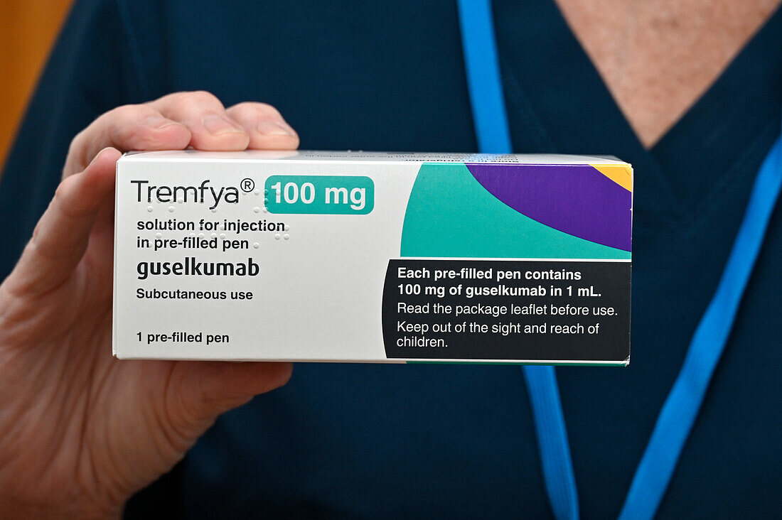 Guselkumab psoriasis drug