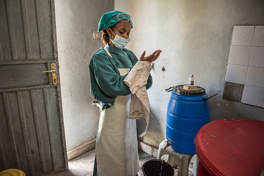 Ethiopian health worker