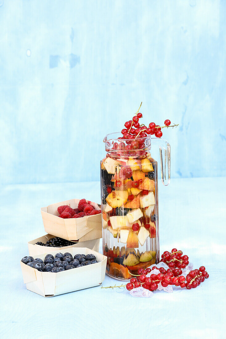 Fruit tea with fresh fruit