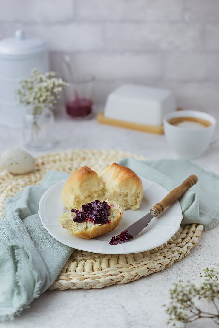 Easter pinza with blackberry jam