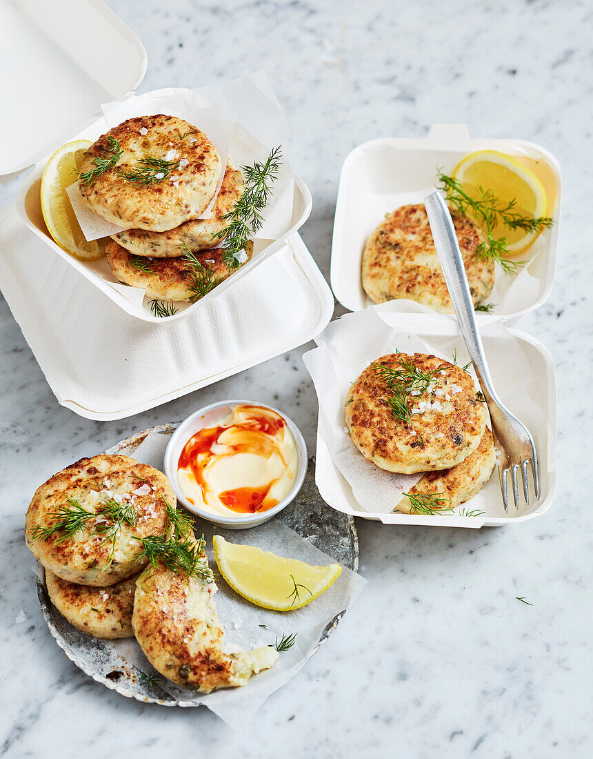 Lachsfrikadellen mit Sweet-Chili-Mayonnaise