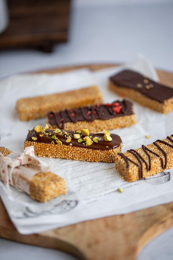 Amaranth bar with chocolate icing