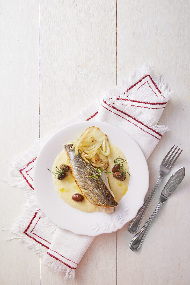Sea bass fillet with fennel puree