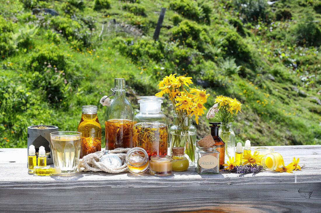 Arnica in the medicine cabinet and natural cosmetics