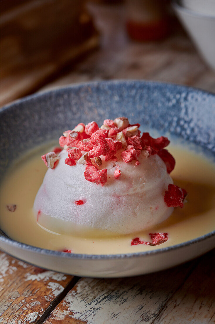 Ile flottante with dried strawberries