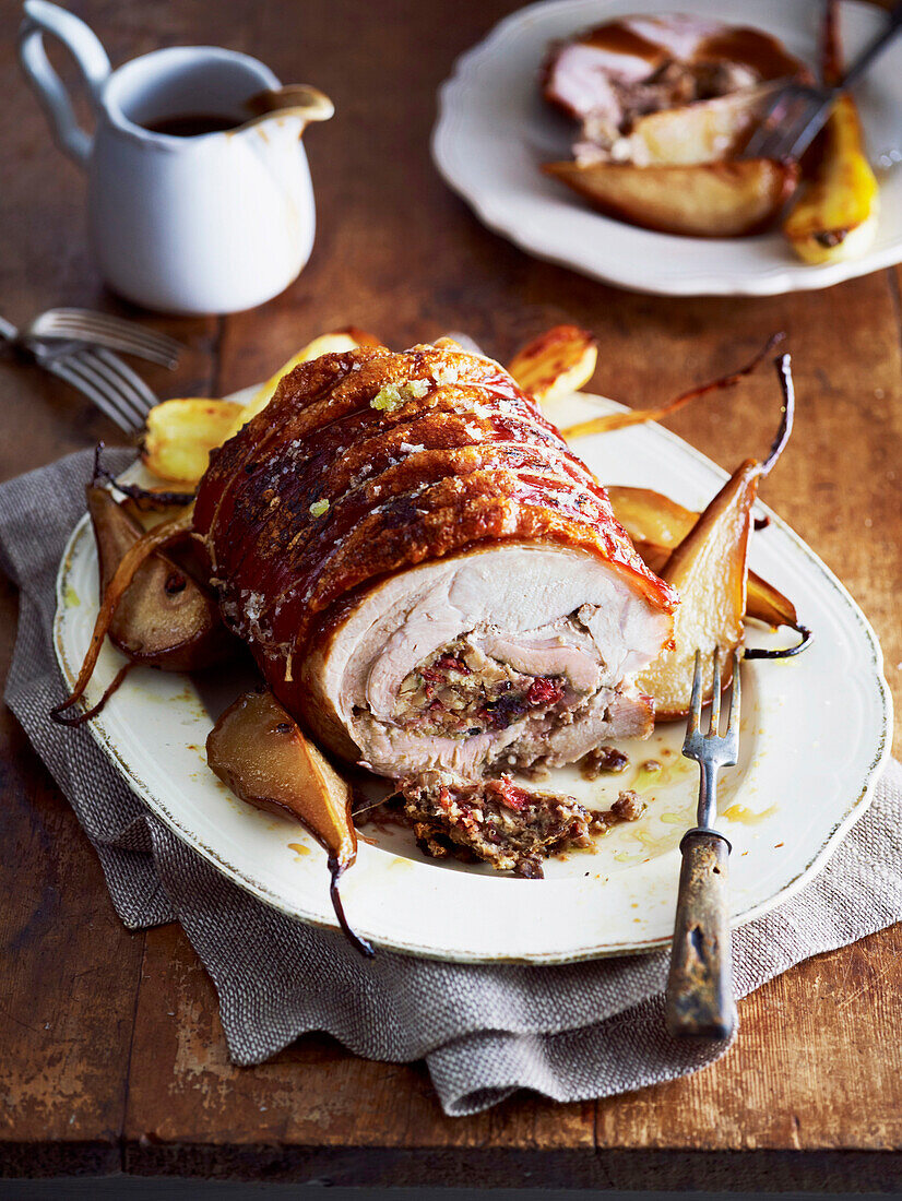 Schweinebraten mit Kastanien und Pancetta