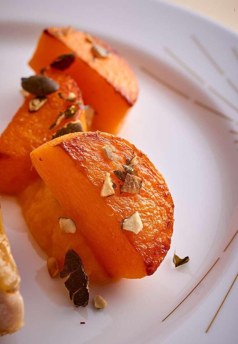 Roasted sweet potato with pumpkin seeds