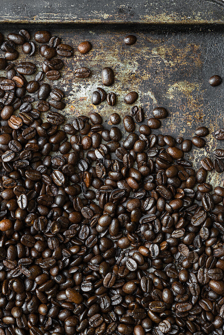 Roasted coffee beans