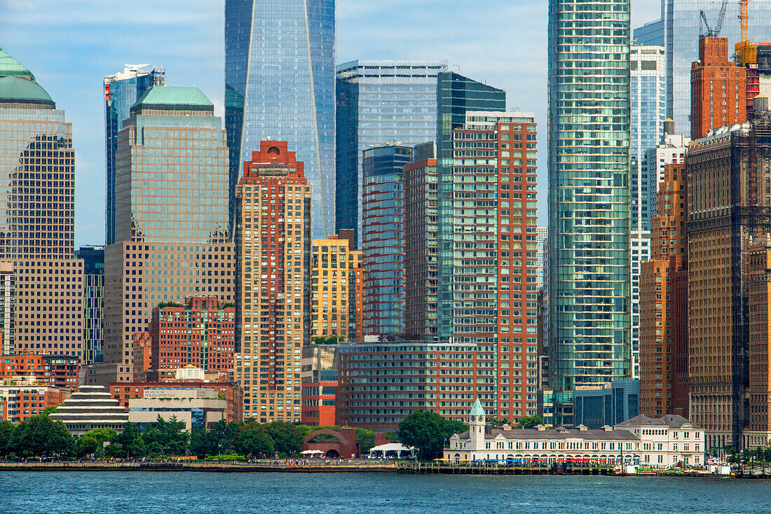 Panorama New york skyline usa New York City skyline lower manhattan skyline mit wolkenkratzern, darunter der freedom tower cbd new york usa