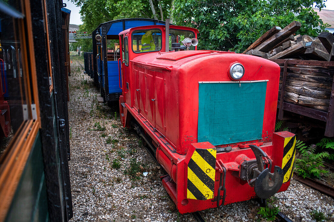 Alte Lokomotive des Zuges El Tren de Arganda oder Tren de la Poveda in Arganda del Rey, Madrid, Spanien