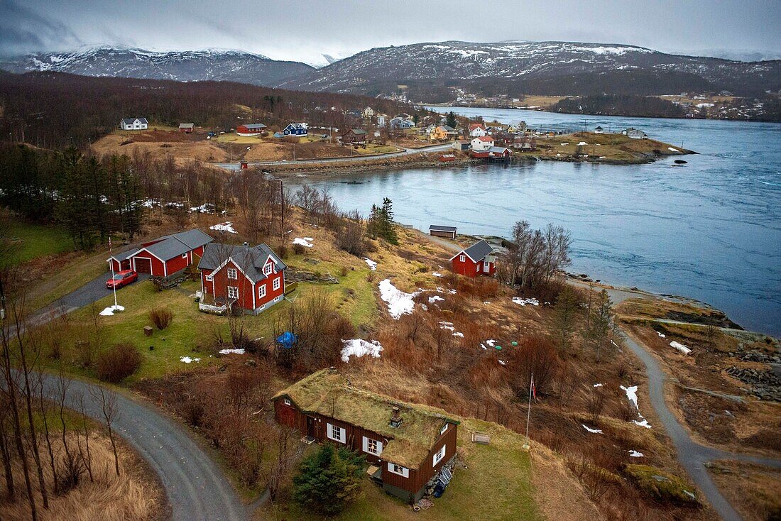 Saltfjorden oder Saltenfjorden, Fjord in der Nähe der Whirlpools des Saltstraumen, Nordland, Norwegen