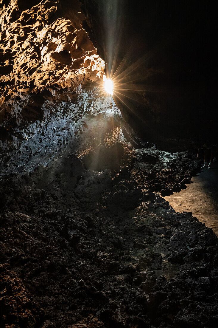 Cueva de los Verdes, eine Lavaröhre und Touristenattraktion der Gemeinde Haria auf der Insel Lanzarote in den Kanarischen Inseln, Spanien