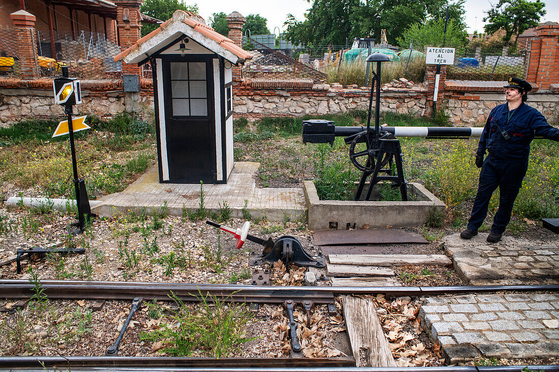 Bahnhof Poveda, Zug El Tren de Arganda oder Tren de la Poveda in Arganda del Rey, Madrid, Spanien