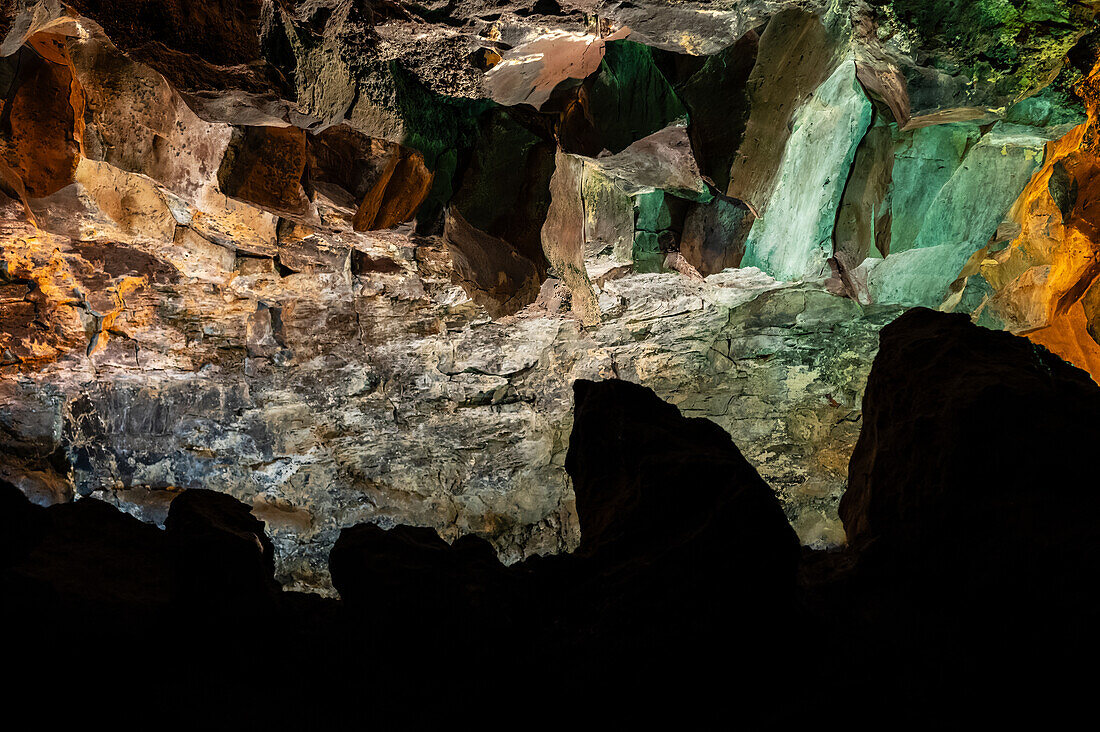 Cueva de los Verdes, eine Lavaröhre und Touristenattraktion der Gemeinde Haria auf der Insel Lanzarote, Kanarische Inseln, Spanien