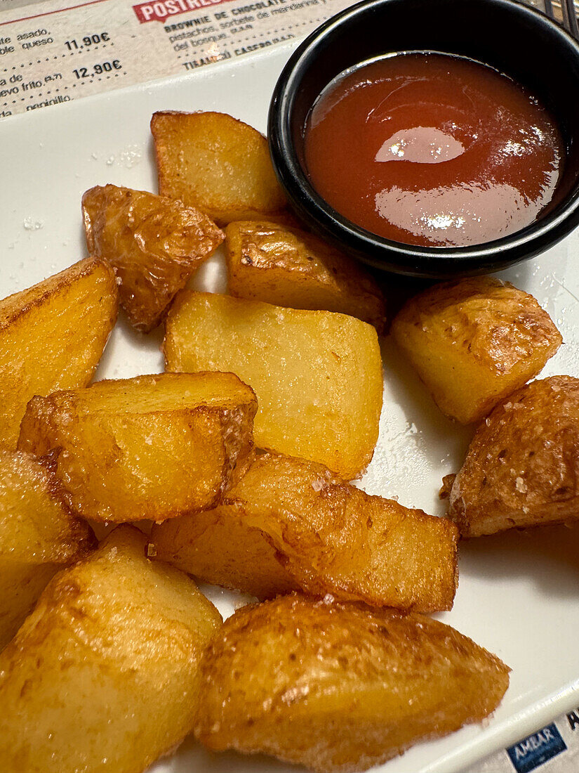 Fries with ketchup sauce