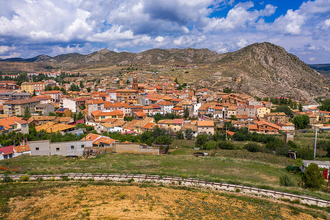 Eisenbahnschienen, Utrillas-Bergbauzug und Utrillas-Bergbau- und Eisenbahn-Themenpark, Utrillas, Cuencas Mineras, Teruel, Aragonien, Spanien