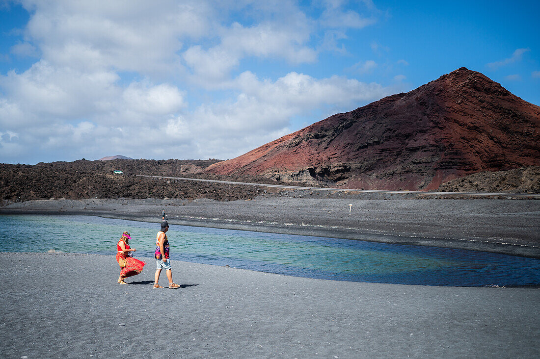 Vulkan Bermeja und Grüner See Jr. auf Lanzarote, Kanarische Inseln, Spanien