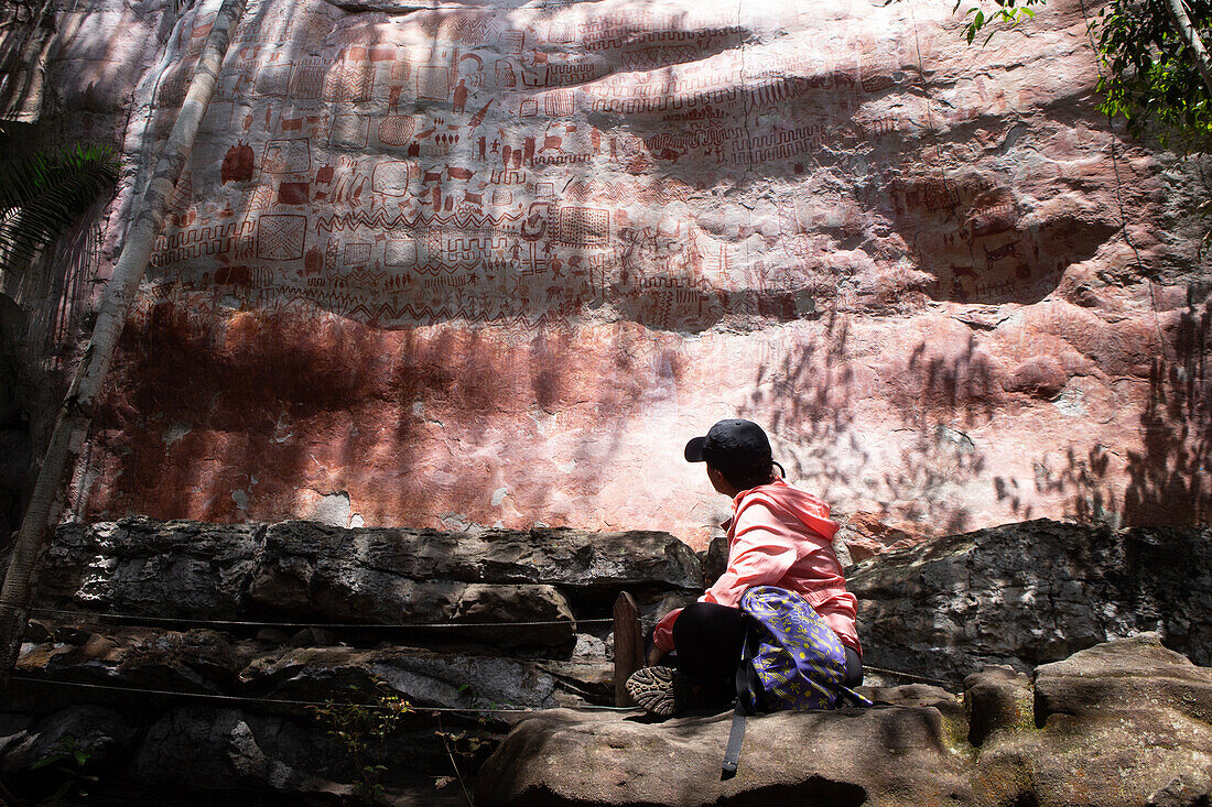 Rock paintings in Chiribiquete, declared a World Heritage Site by UNESCO, is one of the most prominent places to appreciate rock art in San José del Guaviare, which are of considerable antiquity, some dating back up to 12,000 years. These graphic representations have been created by ancestral indigenous communities that populated the region.