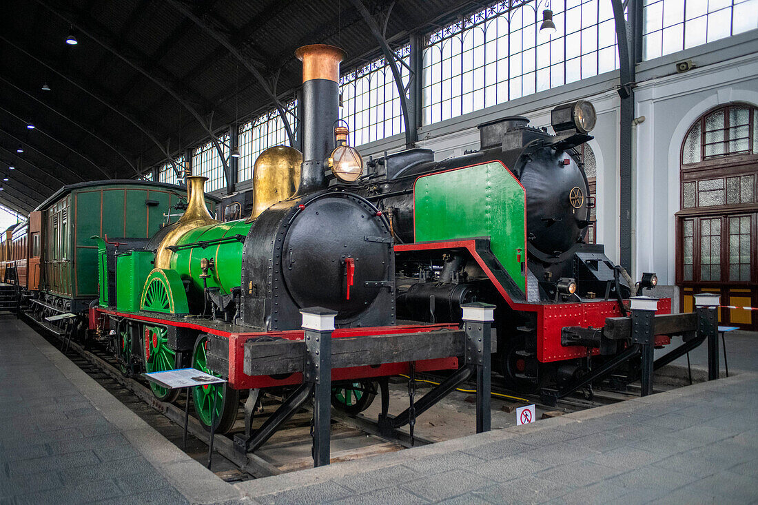 Eisenbahnmuseum, untergebracht in einem stillgelegten Bahnhof namens Las Delicias, Madrid, Spanien