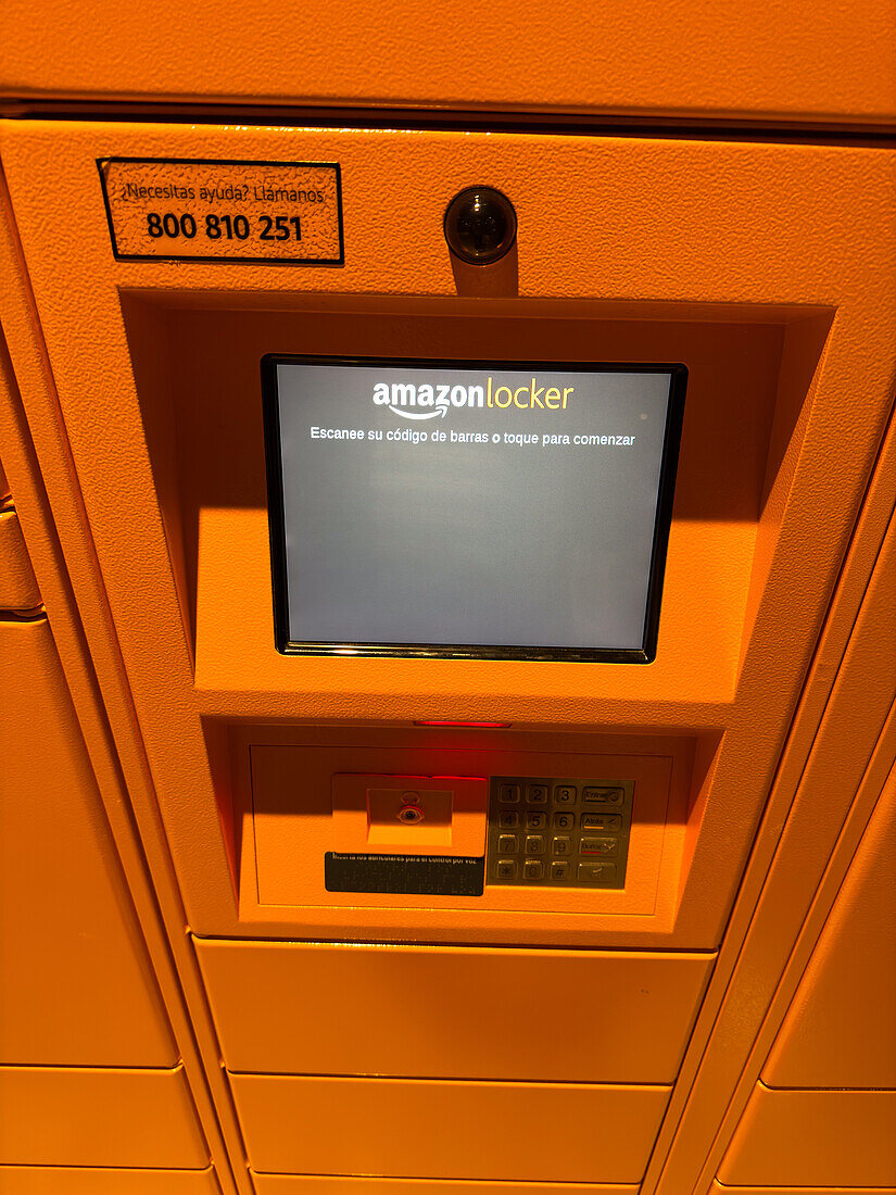 Amazon locker in Aragonia mall, Zaragoza, Spain