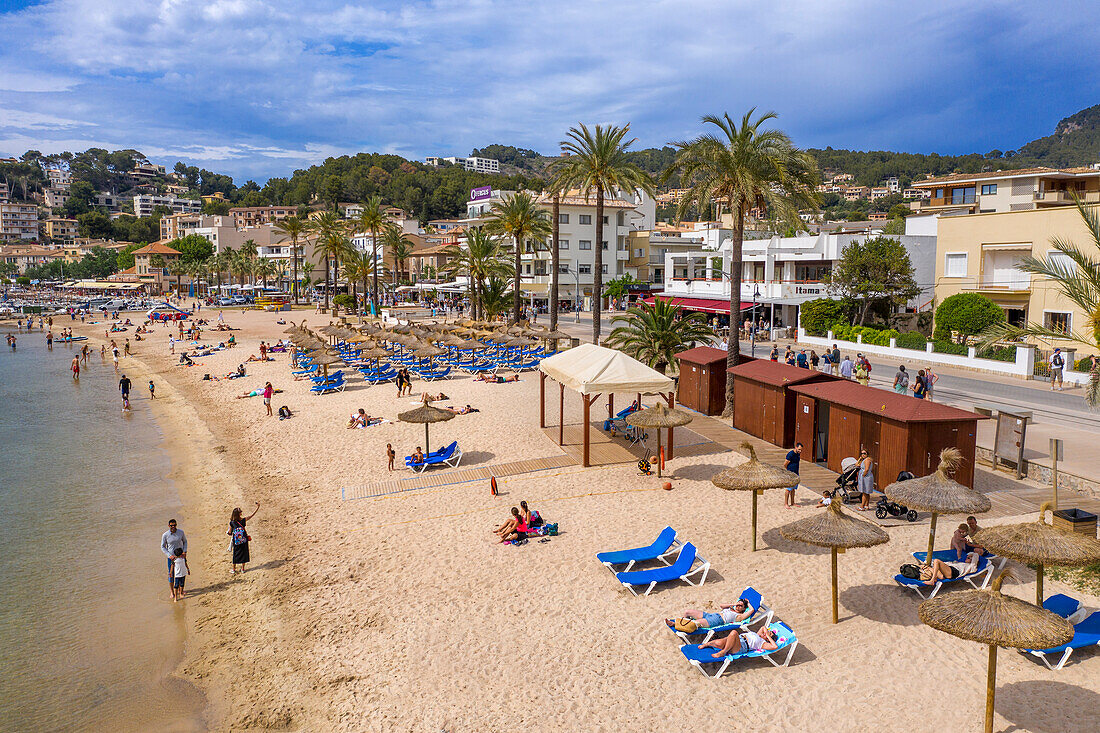 Strand Platja de Port de Soller, Port de Soller, Mallorca, Balearische Inseln, Spanien