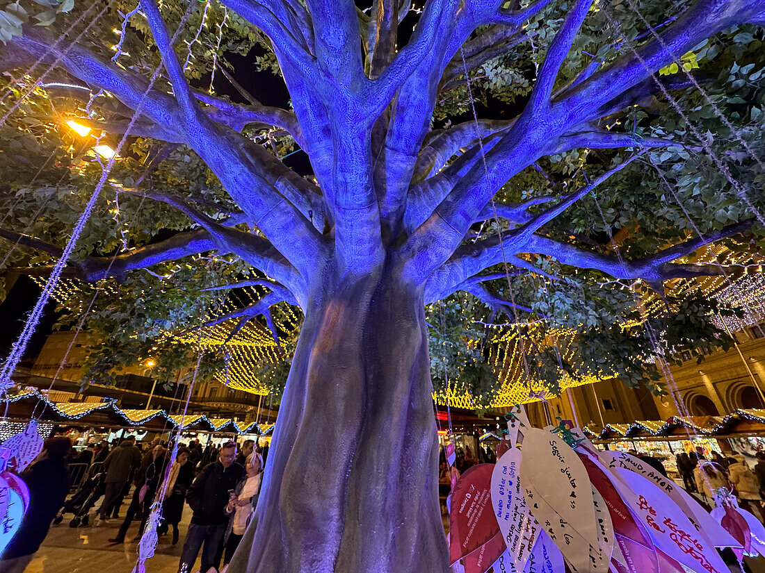 Christmas arrives in the streets of Zaragoza, Aragon, Spain