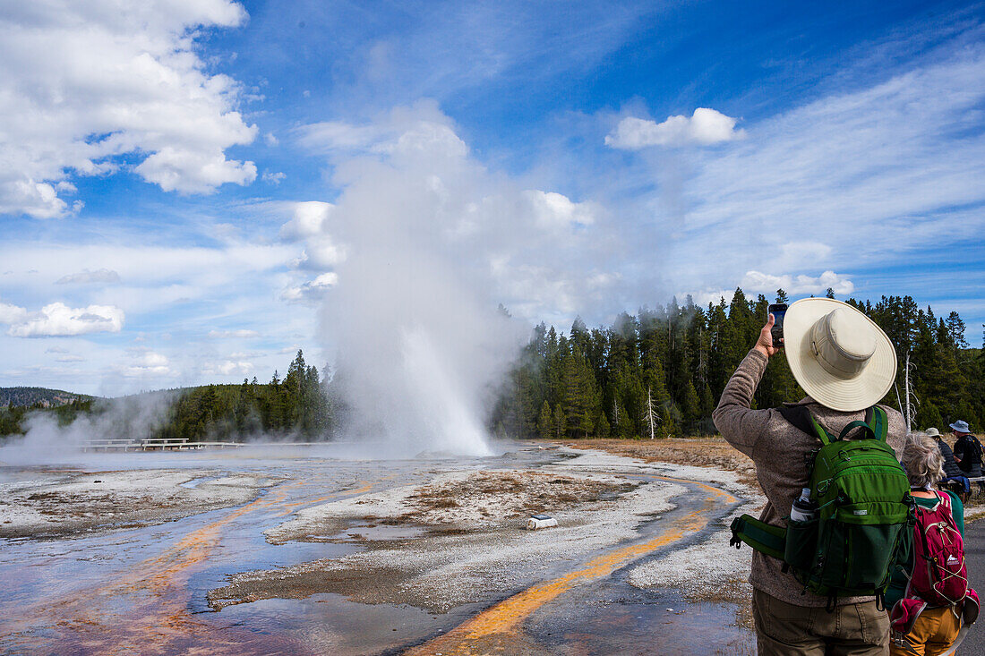 Daisy Geyser, Upper Geyser Basin, Yellowstone National Park.