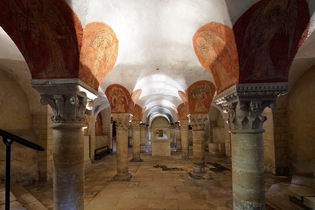 France, Calvados, Bayeux, Notre-Dame cathedral, dated 11th to 15th century, the crypt