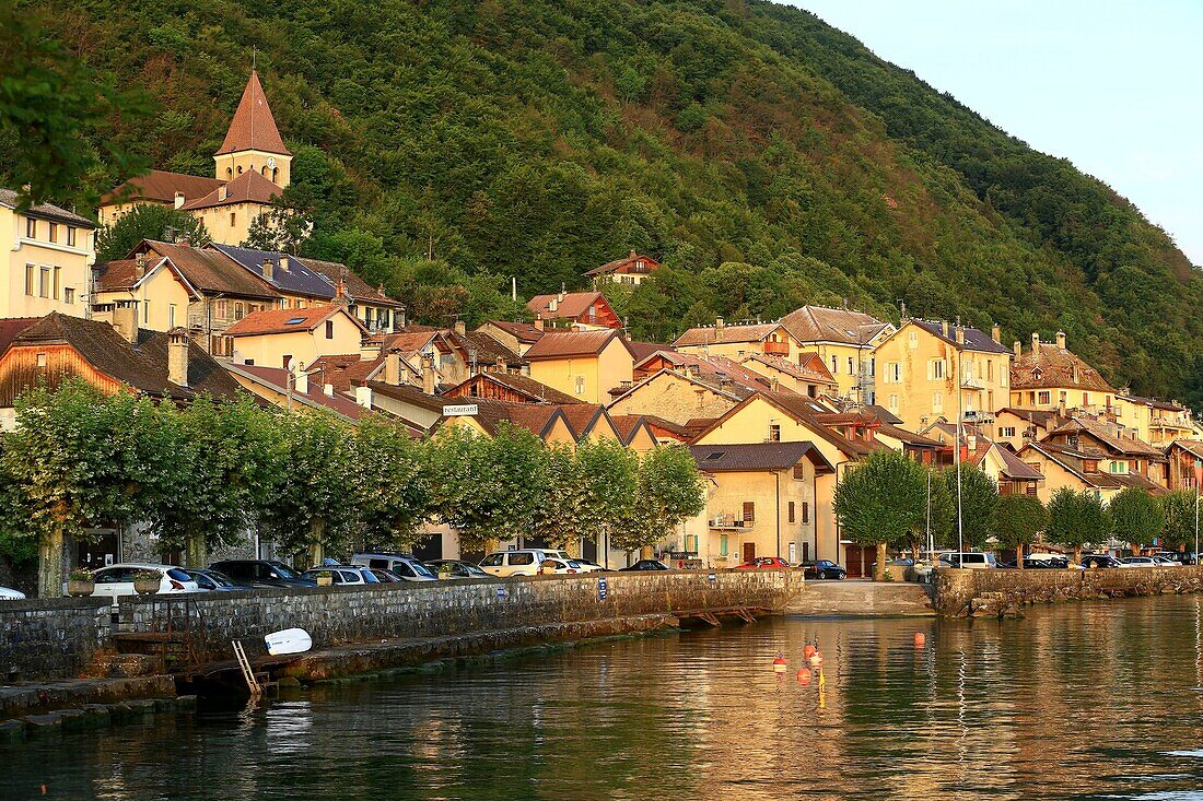 France, Haute Savoie, Meillerie, quai Marin Jacquier, Lake Geneva