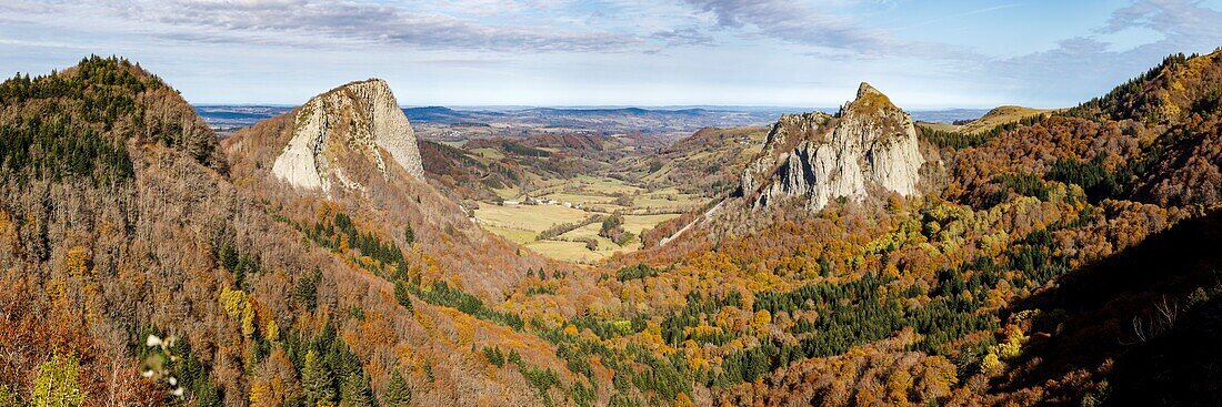 France, Puy de Dome, regional natural park of Auvergne volcanoes, Monts Dore, Col de Guéry, Roches Tuiliere (left) and Sanadoire (right), two volcanic protrusions