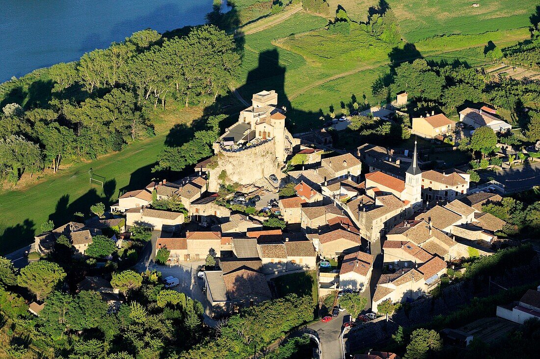 Frankreich, Ardeche, Chateaubourg (Luftaufnahme)
