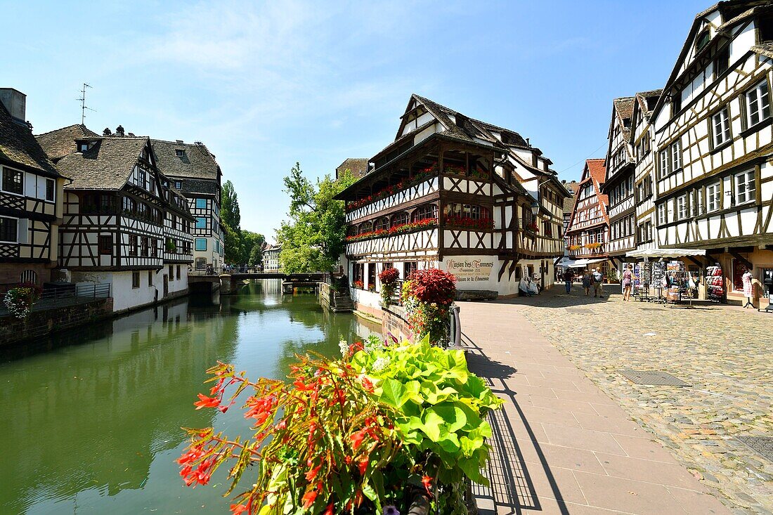 Frankreich, Bas Rhin, Straßburg, von der UNESCO zum Weltkulturerbe erklärte Altstadt, das Viertel Petite France mit dem Restaurant Maison des Tanneurs