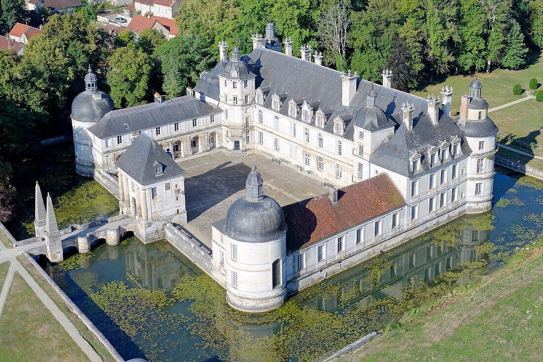 France, Yonne, the castle of Tanlay (aerial view)