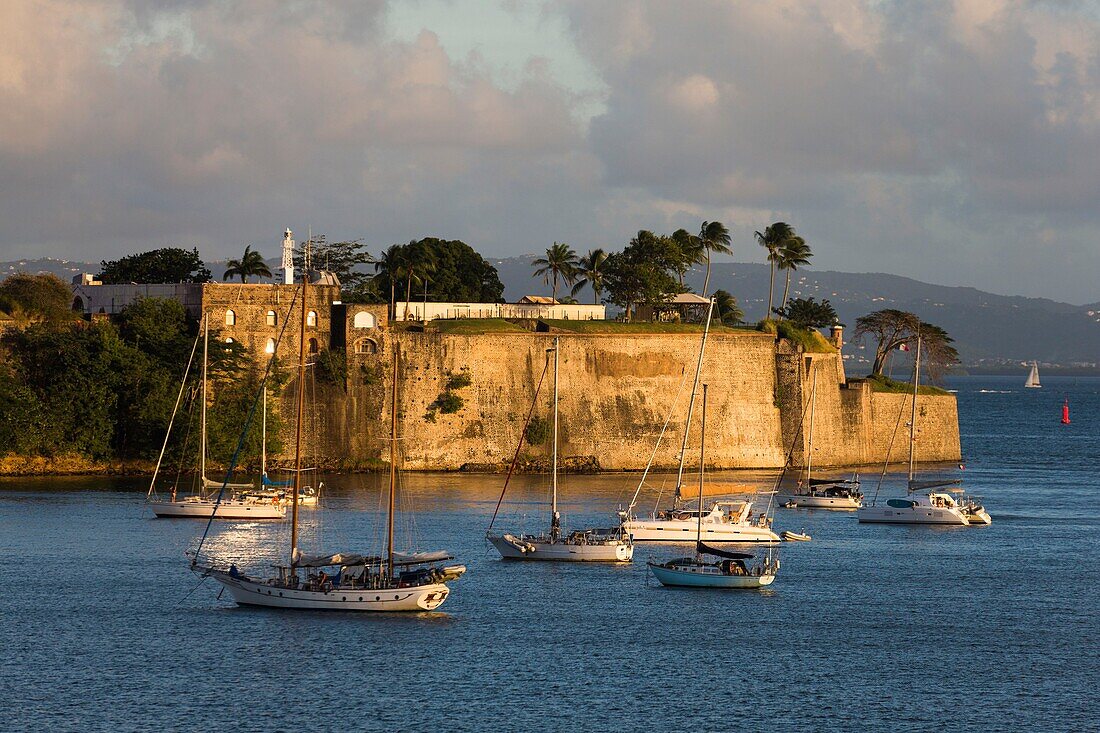 Martinique, Karibisches Meer, Bucht von Fort de France, Bucht von Flandern bei Sonnenaufgang