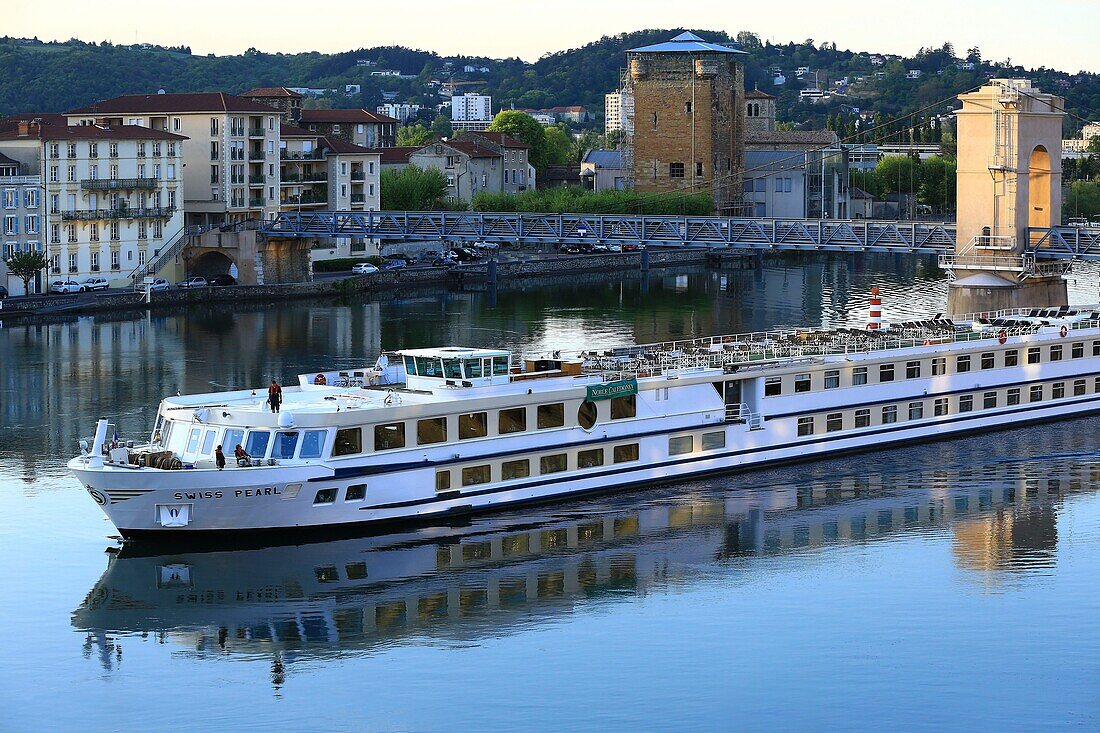 Frankreich, Isere, Vienne und die Rhone, Saint Romain en Gal im Hintergrund