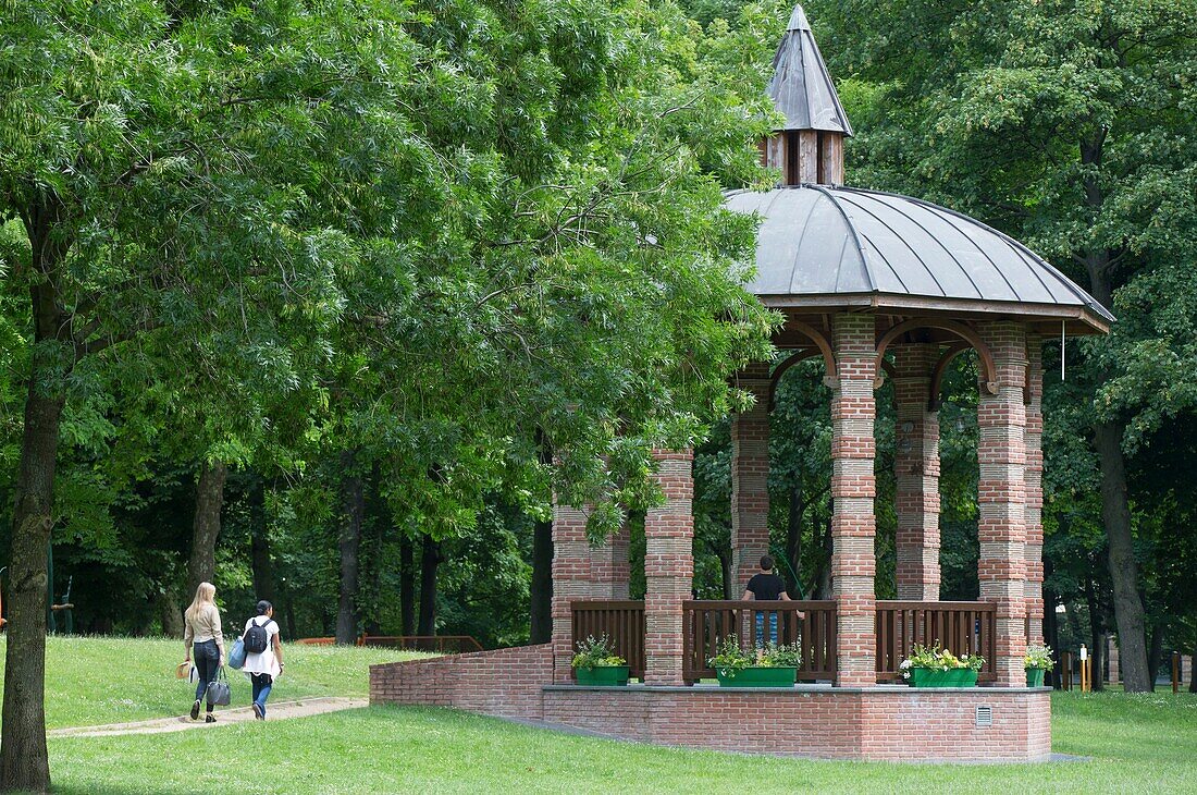 France, Hauts de Seine, Puteaux, Puteaux Island, Lebaudy Park, kiosk