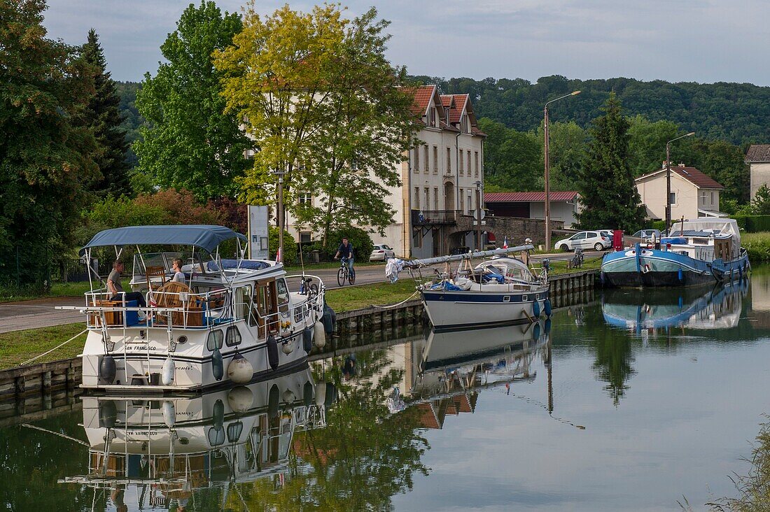 Frankreich, Doubs, Baumes Les Dames, die Veloroute, Eurobike 6 die Route entlang des Flusshafens von Isle sur Doubs