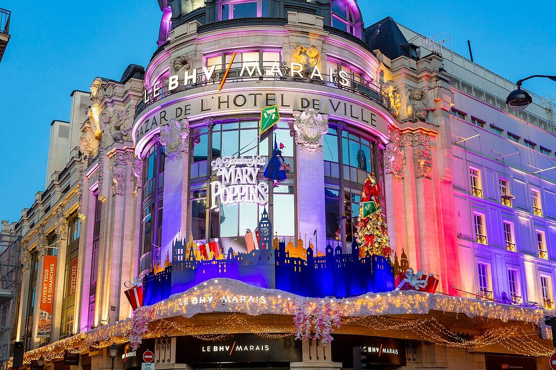 France, Paris, City Hall Bazaar (BHV) during the Christmas holidays