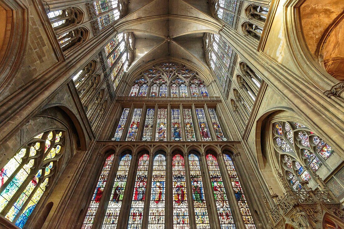 France, Moselle, Metz,Saint Etienne of Metz gothic cathedral, northern transept and stained glass windows