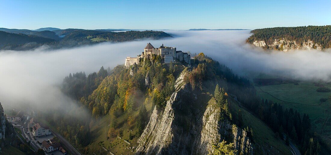 France, Doubs, Pontarlier, Cluse and Mijoux, panoramic vew of the fort of Joux surrounded with fog seen by the fort of Larmont