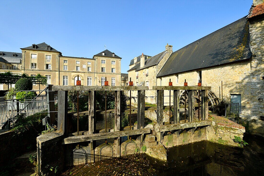 Frankreich, Calvados, Bayeux, Wassermühle am Fluss Aure im ehemaligen Gerberviertel